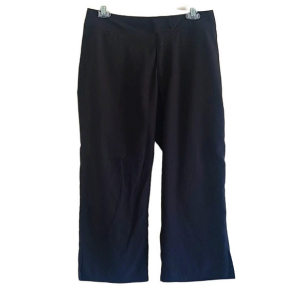 Patagonia Pants - Patagonia Deep Navy/Black Lightweight Crop Athleisure Pant Size 6
